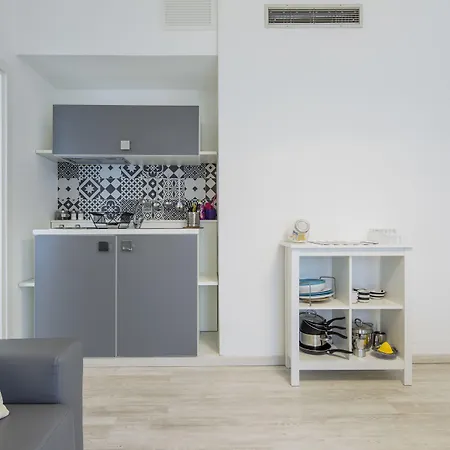 Flower Гостевой дом 4*