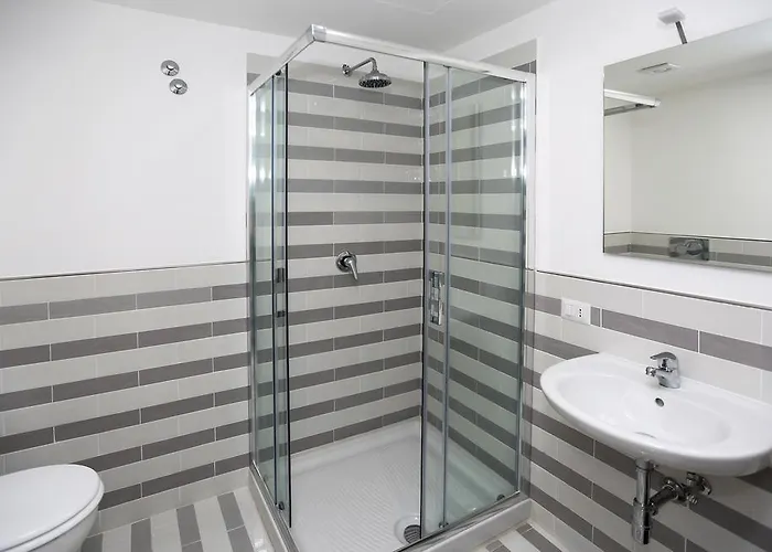 索伦托花卉套房 4*