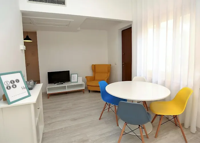 Flower Guest house 4*